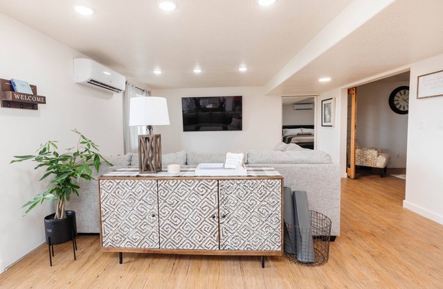 Modern Farmhouse Apartment, The Beehive