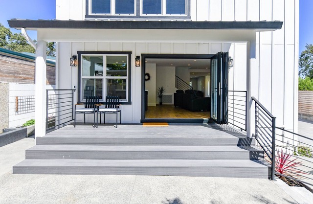 Modern Farmhouse in Downtown Napa