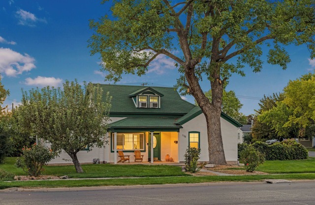 Newly Renovated Home with Space, Comfort & Modern Amenities in Central Location