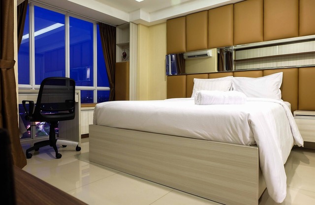 Modern Furnished Studio Apartment Near MT Haryono And Cawang