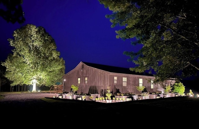Modern Glamping Cabin in National Forest Near NOLA