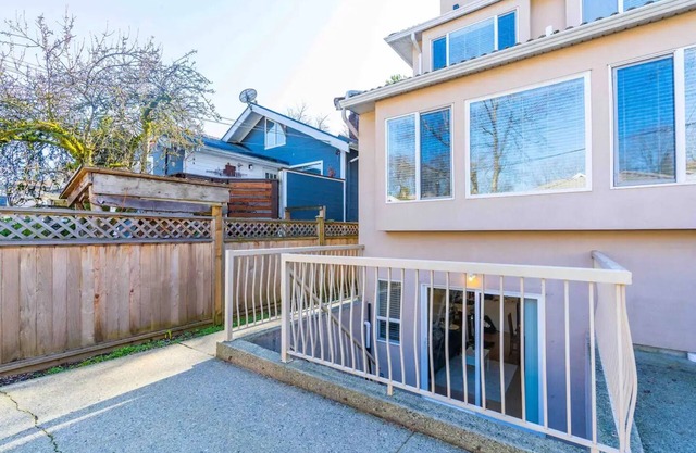 Modern Guest Suite in Kitsilano