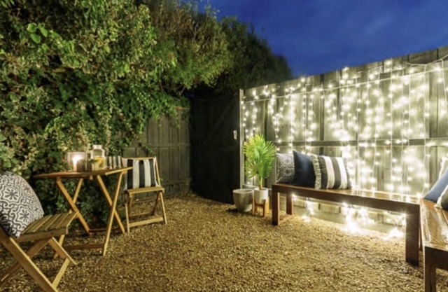 Modern guesthouse | Quiet, quaint & private | Peaceful courtyard | Pet friendly