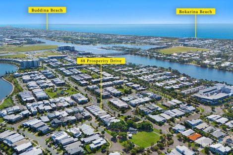 Modern Holiday Home Prime Birtinya Location Near Hospitals and Beaches