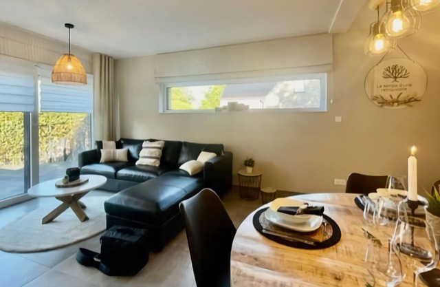 Moderna casa de vacaciones en Jalhay con terraza
