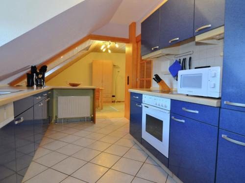 Modern Holiday Home in Prunn near Lake