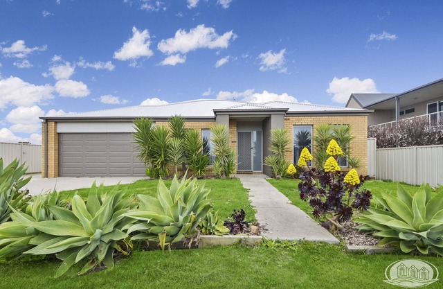 Escape on Wannon - Portland, VIC