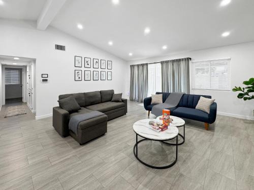 Modern Home for Large Families by Disney & Knotts