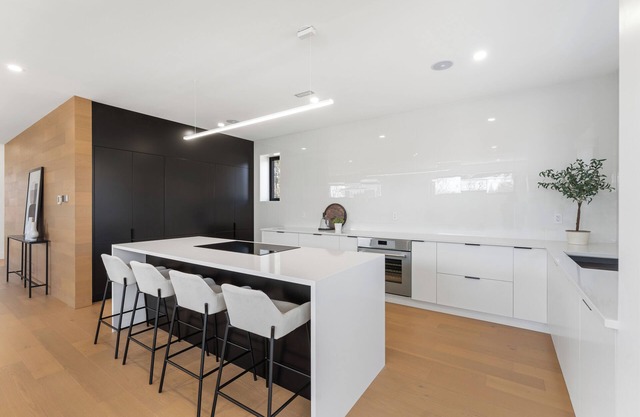 Modern Home, Near Lake, Executive Rental, Specializing in monthly rentals.