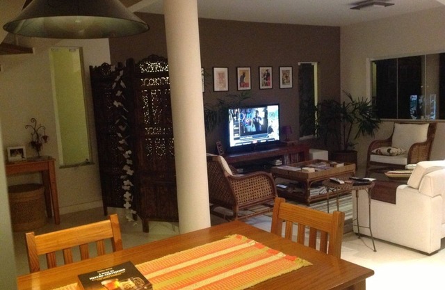 Casa moderna, 4 suites, en la playa de Itacoatiara, a 40 minutos de Río de Jane