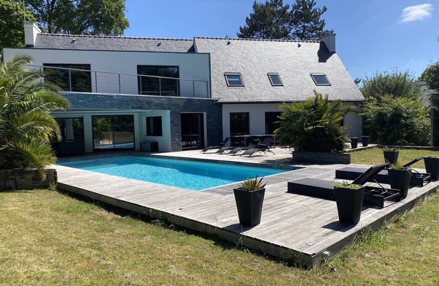 Modern house 5 minutes from Quimper and 10 minutes from the beaches