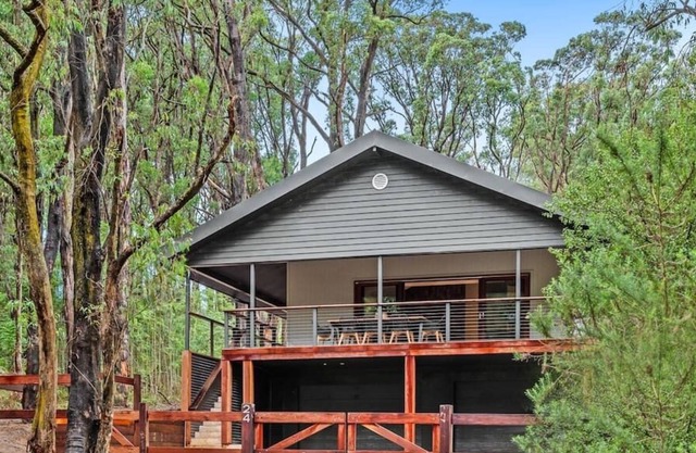 Modern house near wineries and good restaurants