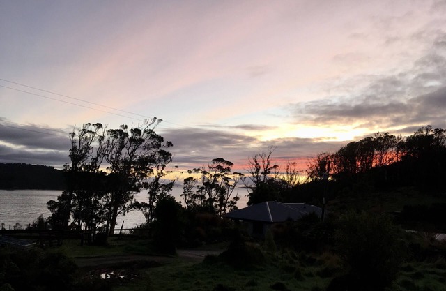 Modern house with sea views Stewart Island/Rakiura
