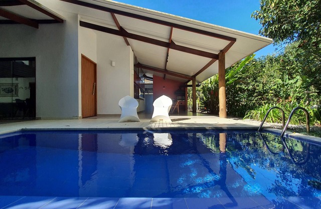 Modern house with pool for vacation on Itamambuca Beach