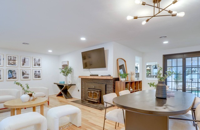 Modern Kirkland Cottage w/ Patio Near State Park!