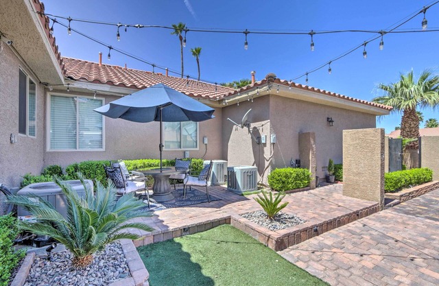 Modern Las Vegas Home w/ Patio: 10 Mi to The Strip