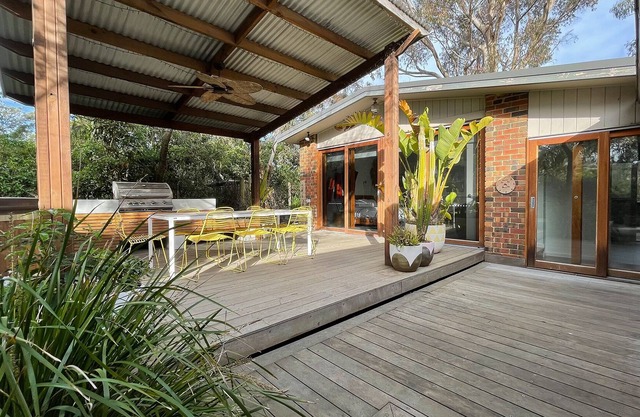 Modern, Light & Comfortable 3 Bedroom Beach House