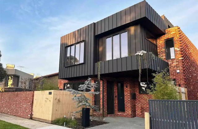 Modern living - Close to city & airport ✈️
