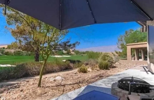 Modern, Luxurious Home on Rams Hill Golf Course