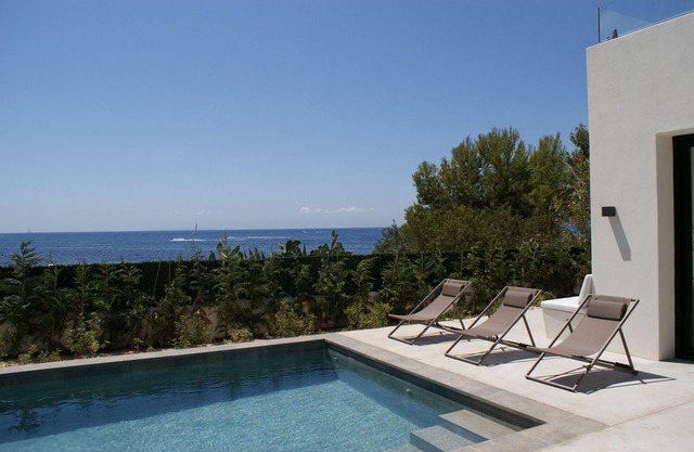 Beautiful 5 Star Villa close to the Beach, Ibiza Villa 1030