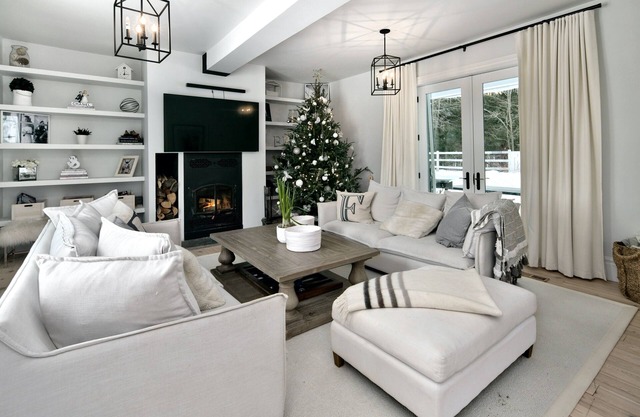 Modern Luxury Farmhouse - Seasonal / Monthly rental only