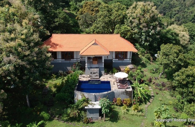 Villa Tanjung Lovina, villa moderna de lujo con wifi gratis