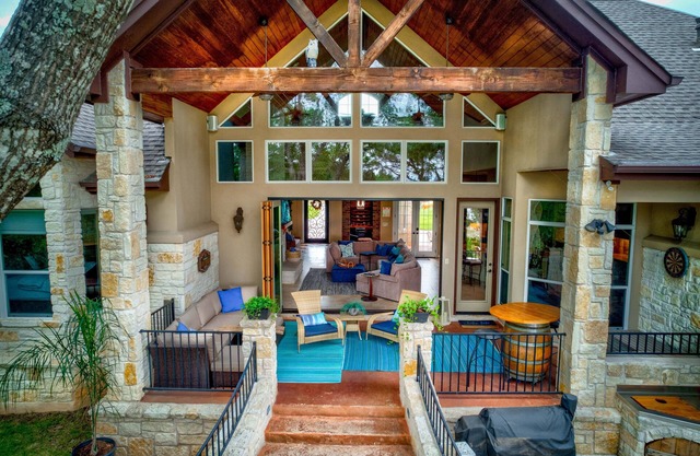 Modern Mediterranean Villa w/ Luxe Amenities / Golf Cart / Handicap Accessible