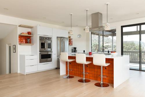 Modern Mosaics- Joshua Tree Chef Home On Hill Spa