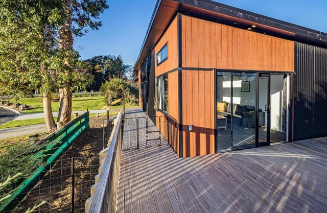 Modern Mountain Escape - Ohakune Holiday Home