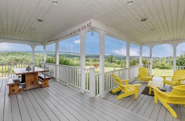 Modern Mulmur Shaker Farmhouse with Orchards and Gardens. Dogs and cats!