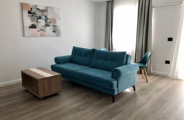 Modern New and Elegant Apartment -PNM Residence D1