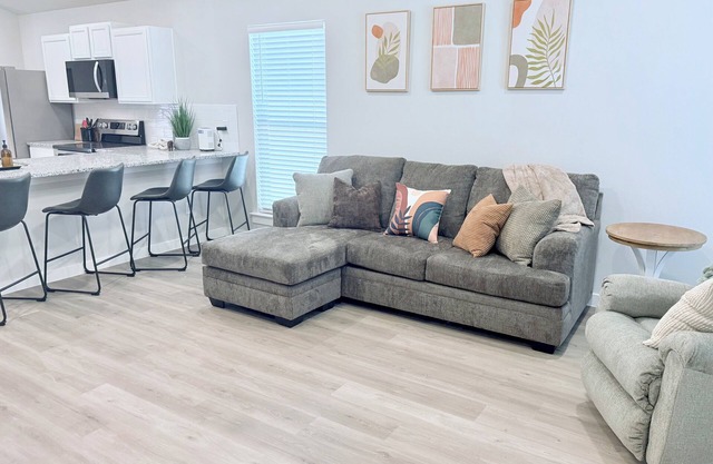 Modern Oasis in Lubbock - Perfect for Families, minutes from Texas Tech