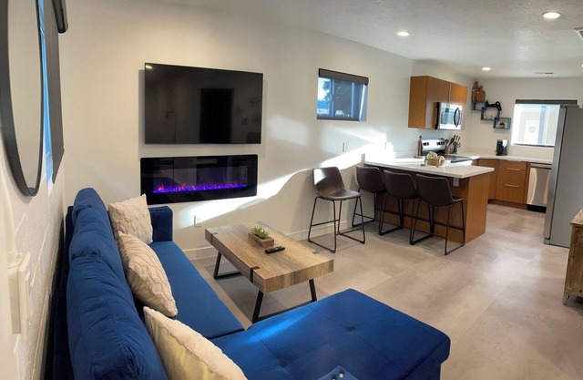 Modern, One Bedroom Apartment in Bryce Canyon Country, Panguitch, Utah