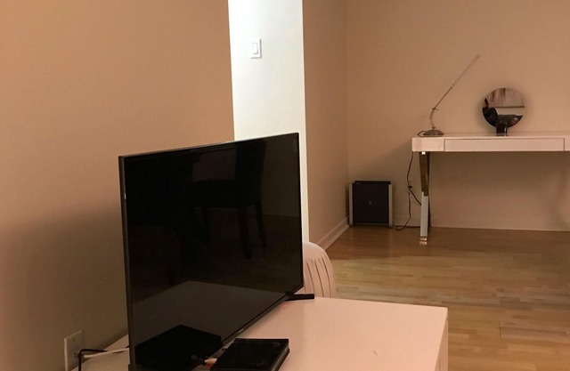 Condominio moderno de un dormitorio para 4!