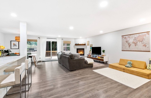 Modern Open Plan 4 bed house