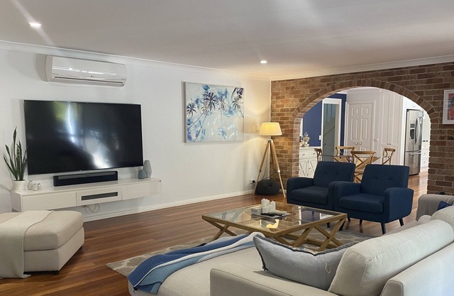Modern open plan family house