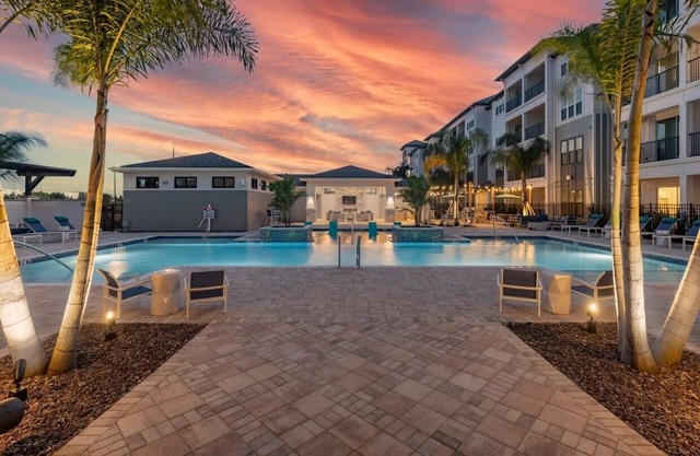 Modern Orlando Retreat Near MCO in Gated Community + Resort Amenities & Parking
