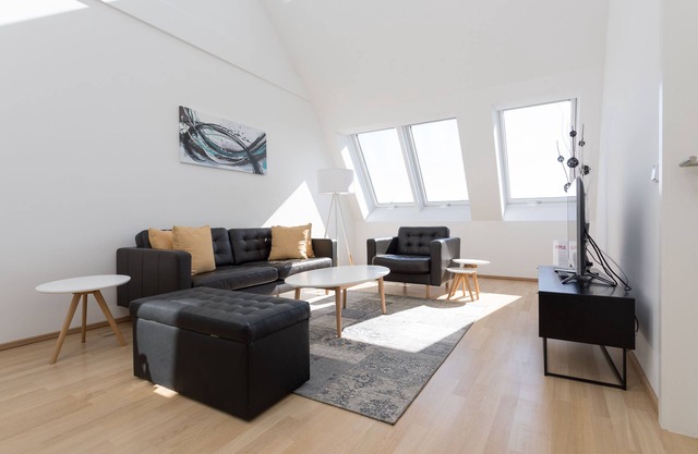 Moderno Penthouse Duplex Suite muy cerca de Opera y Karlskirsche # 1 de 10