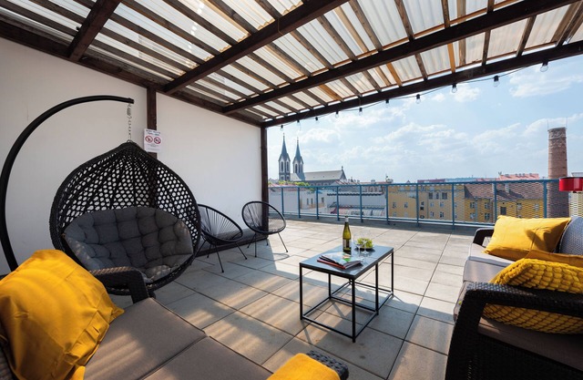 Modern Penthouse with 3-bedrooms