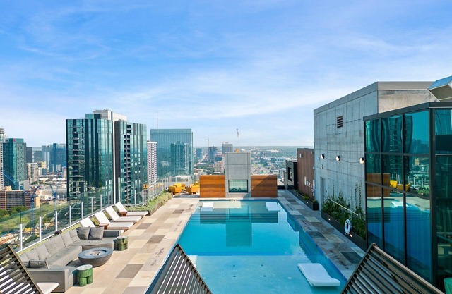 Modern Rainey St Oasis with Pool & Views
