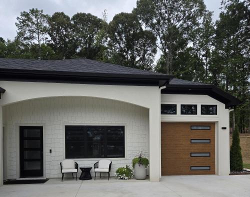 Modern ranch retreat near Trilith and US Soccer Training Facilities