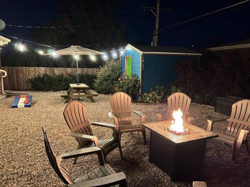 Modern Retreat W Game Room & Bbq