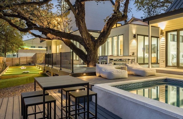Henley by Avantstay Plunge Pool, Incredible Patio & Guest House!