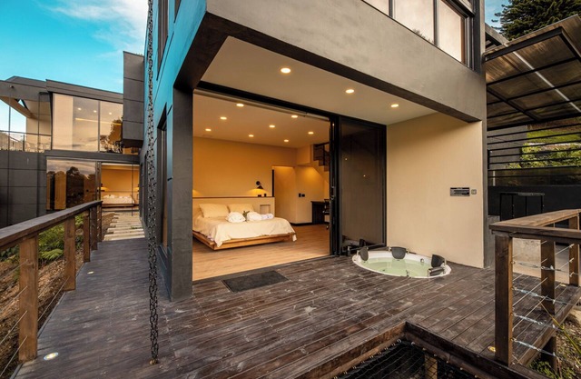 Moderna Villa Spa en la Montaña: Turco y Jacuzzi