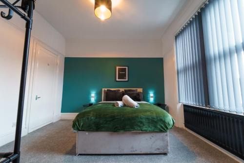 Modern spacious 2bedroom apartment by Zone
