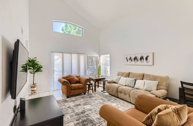 Modern Spacious 3 BR home W/ Pool and Games