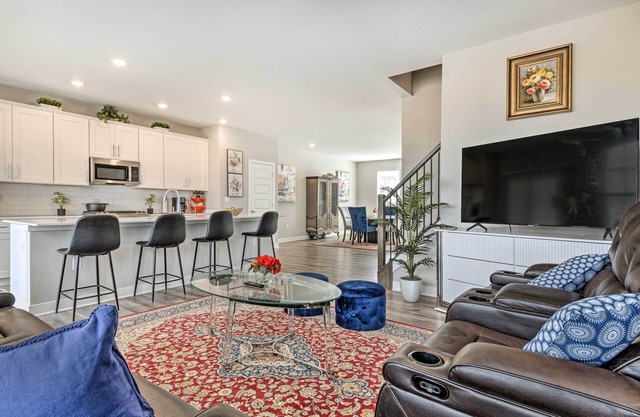 Modern & Spacious Family Home w/ Pool Access!