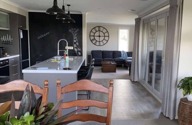 Modern spacious house - enjoy!