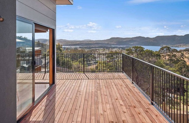 Casa completamente amueblada, moderna, espaciosa y soleada con impresionantes vistas