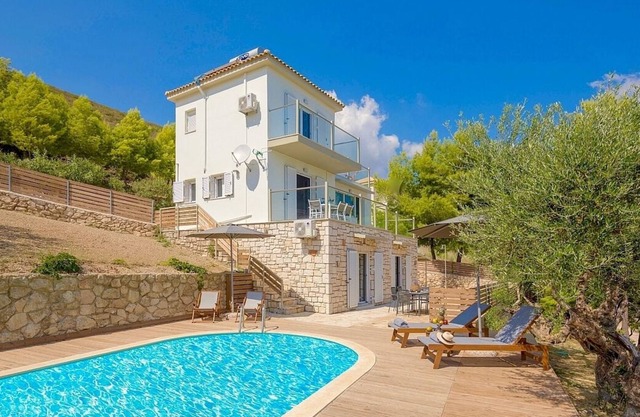 Modern & Spacious Villa with A/C, Private Pool & Amazing Sea Views, 3 km from Lemni Keri Beach!